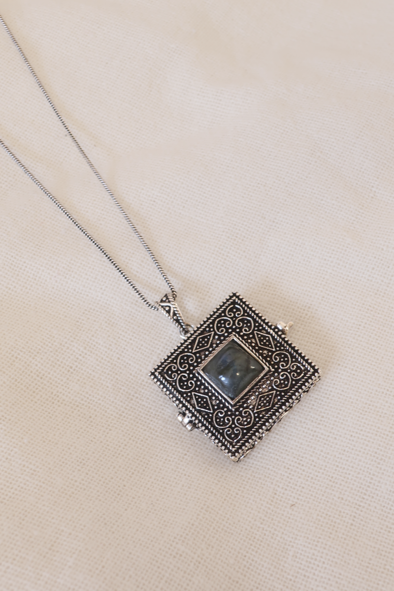 Ornate Locket Necklace in Silver with Labradorite Stone