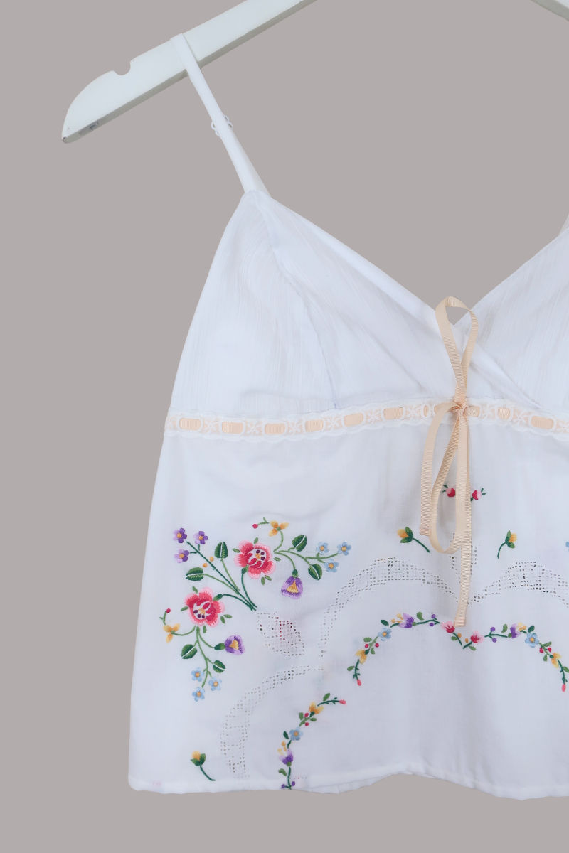 Babydoll Vintage Tablecloth Top in Chain Of Wildflowers - Size XS