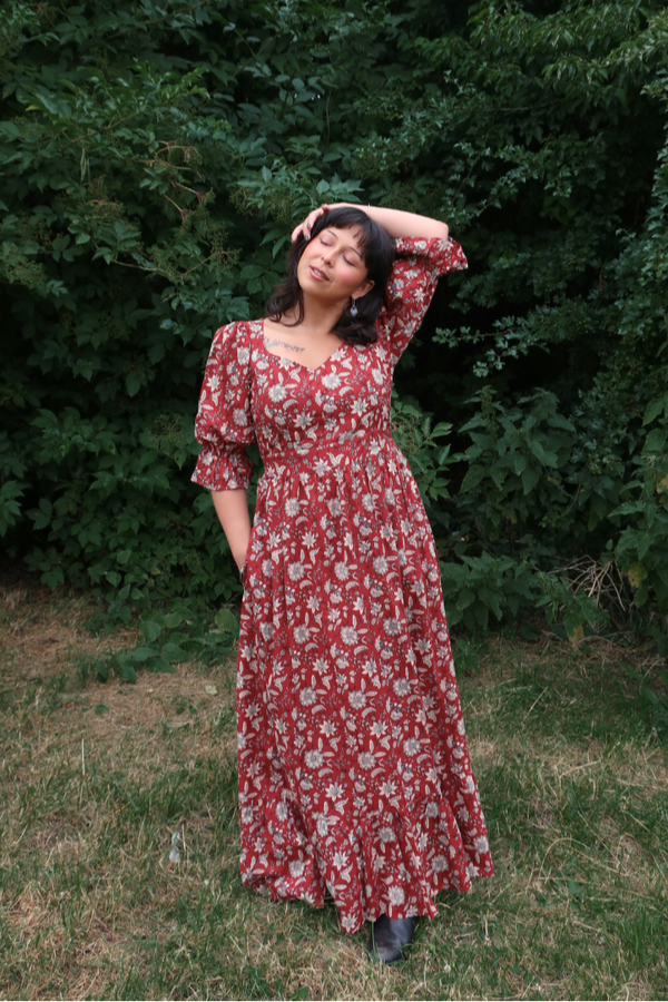 Carmen Maxi Dress in Antique Scarlet Garden