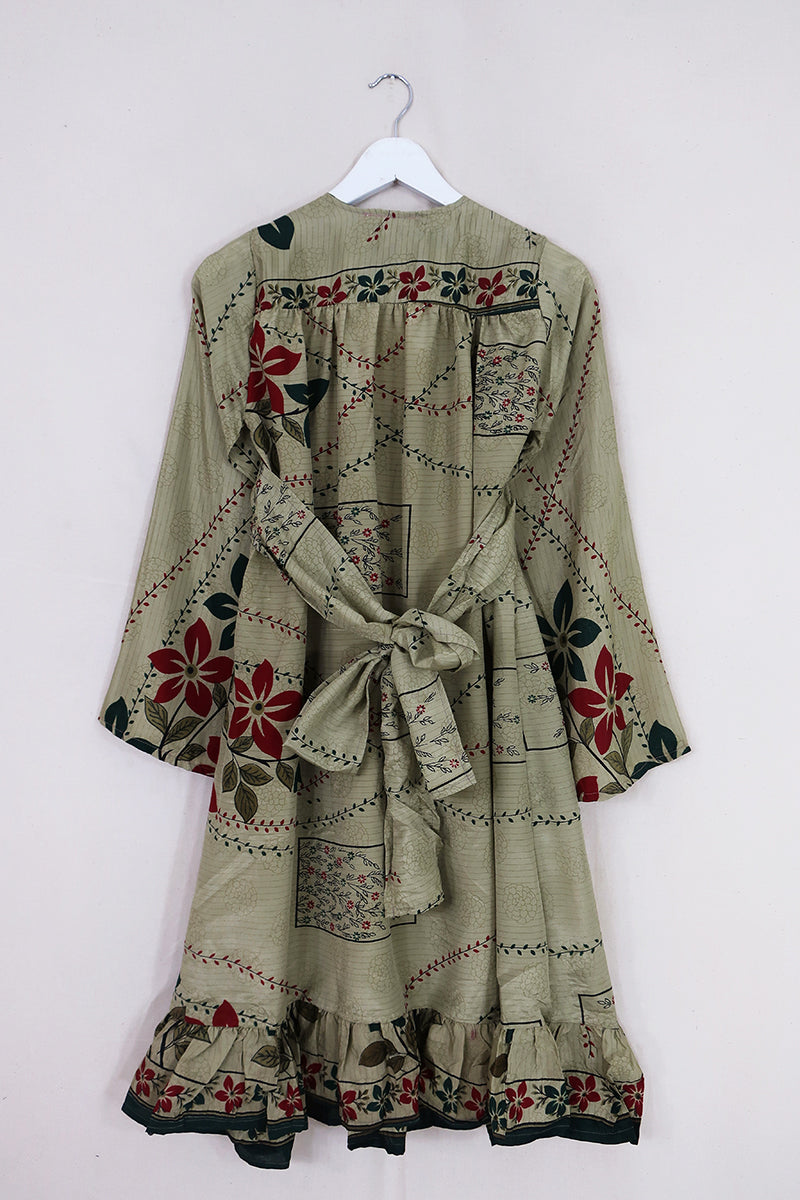 vintage hippie dresses 70s Bohemian Bell Sleeve Lace by TealMoonVintage, $82.00 None Detail Womens 1960s Prairie Dresses