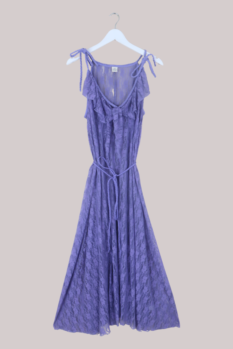 Delphi Maxi Dress in Periwinkle Purple Chantilly Lace