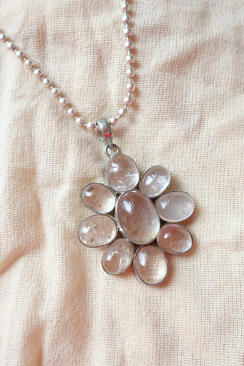 Esmerelda Pendant Necklace in Silver with White Quartz Crystal