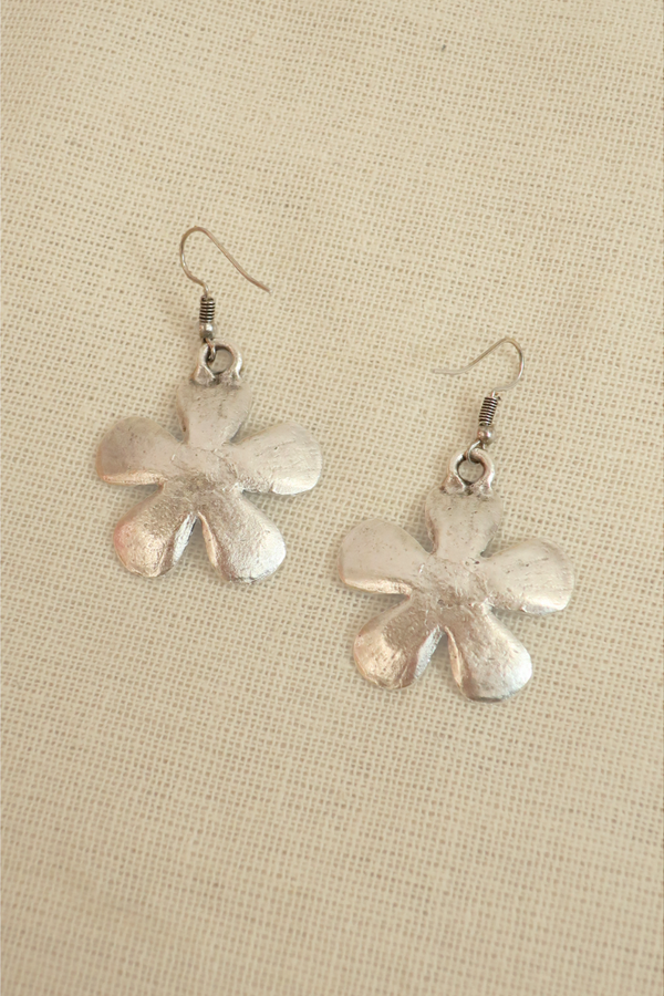 Periwinkle Flower Silver Plated Earrings