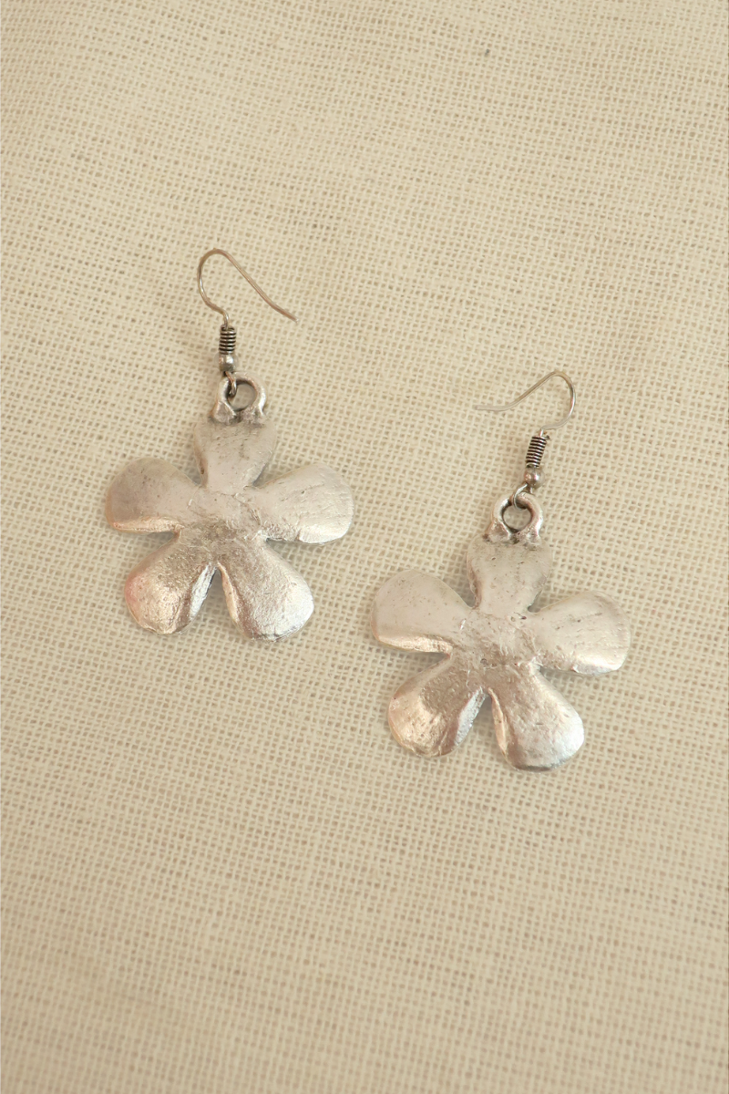 Periwinkle Flower Silver Plated Earrings