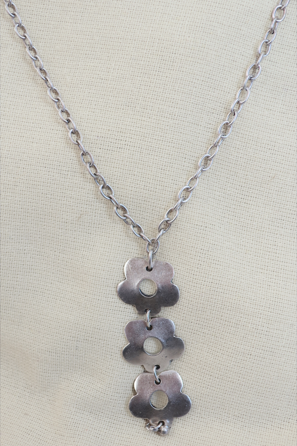 Daisy Medallions Silver Plated Necklace