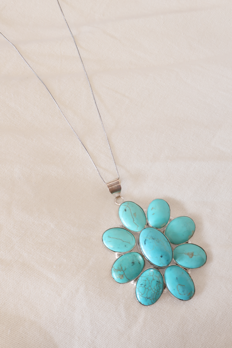 Turquoise Daisy Silver Plated Necklace