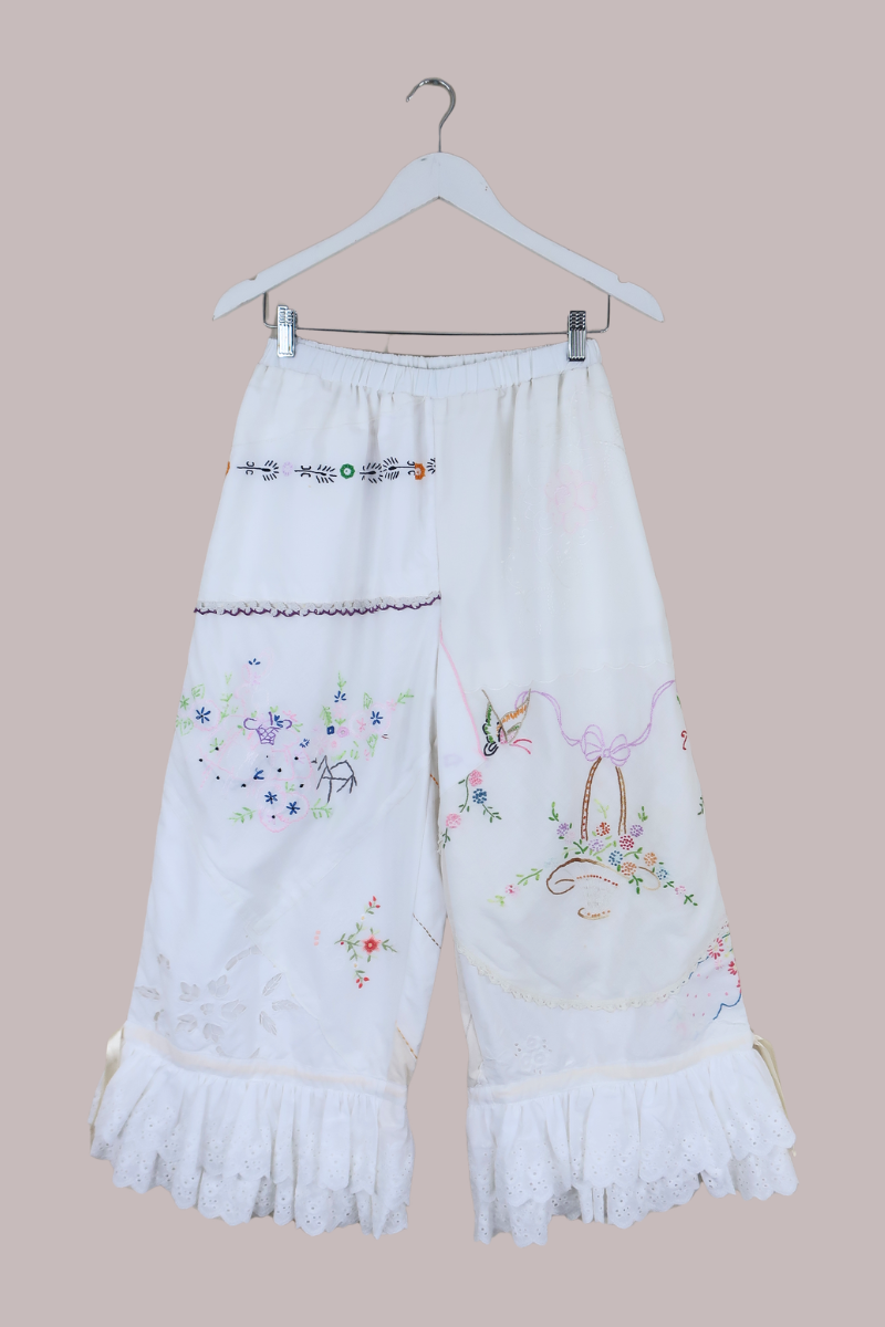 Philippa Vintage Tablecloth Bloomers in Pagoda Proposal Embroidery