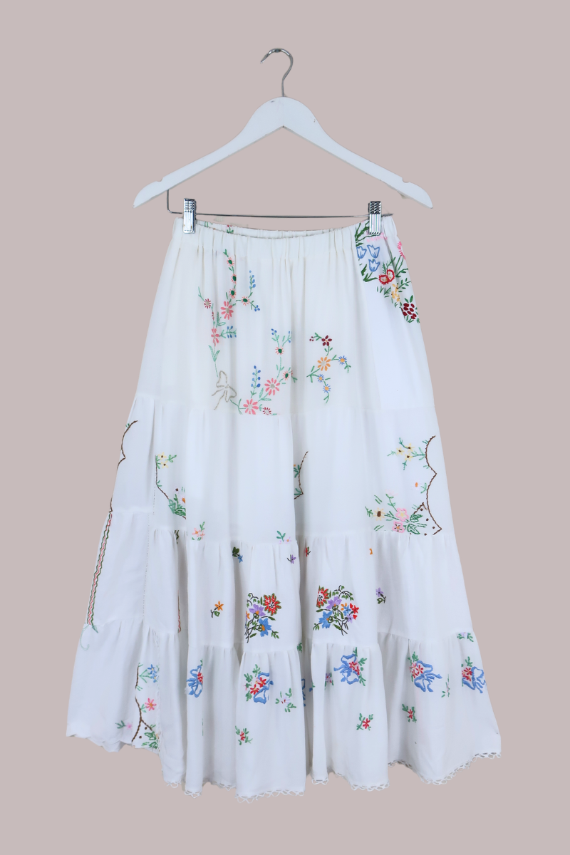 Adelaide Vintage Tablecloth Tiered Skirt in Bows & Bouquets Embroidery