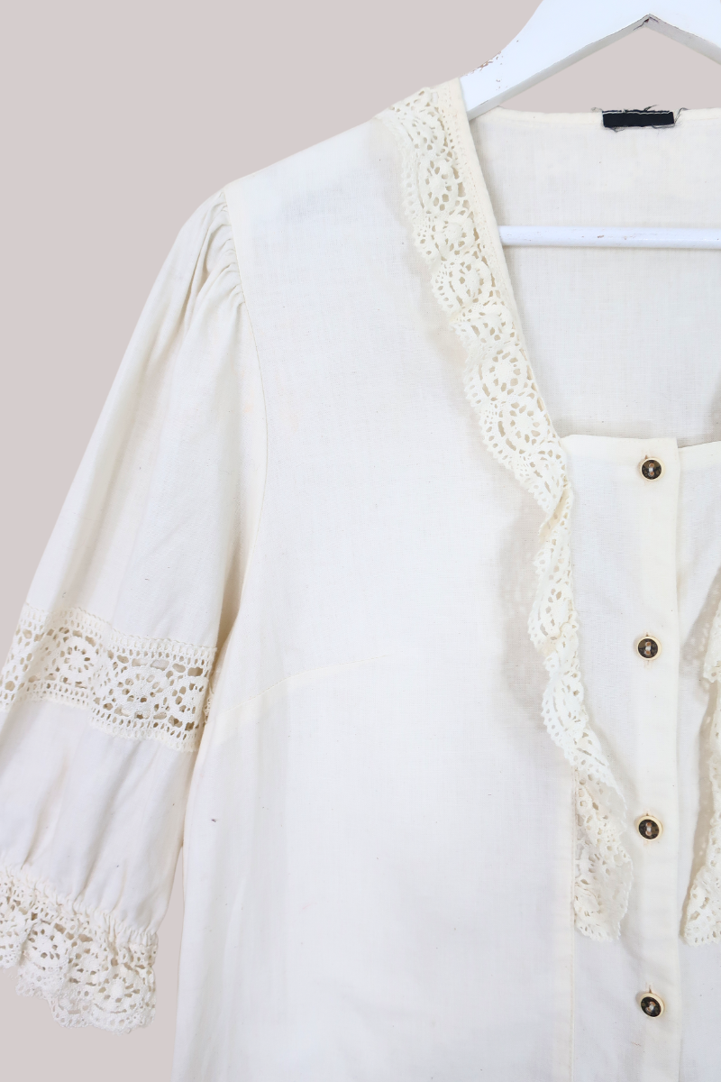Vintage Blouse - Cream Doily - Size L
