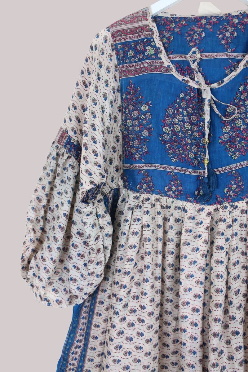 Daisy Vintage Cotton Maxi Dress - Warm White & Blue Floral - Size XS
