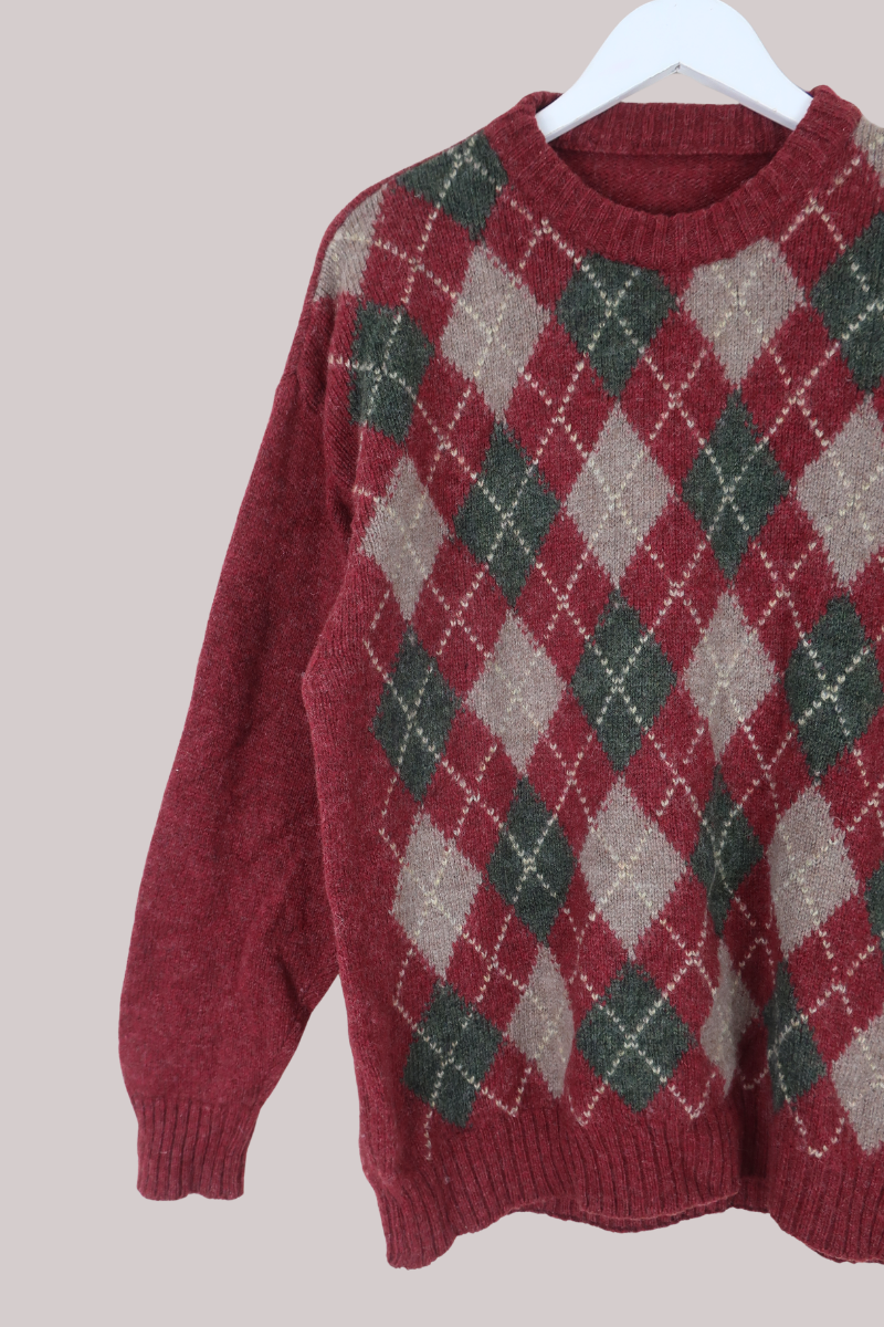 Vintage Knit Jumper in Orchard Red Argyle - Size L