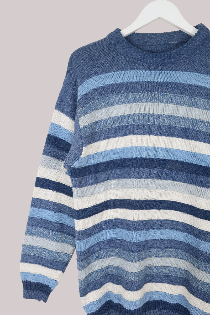 Vintage Knit Jumper in Shades Of Blue - Size M