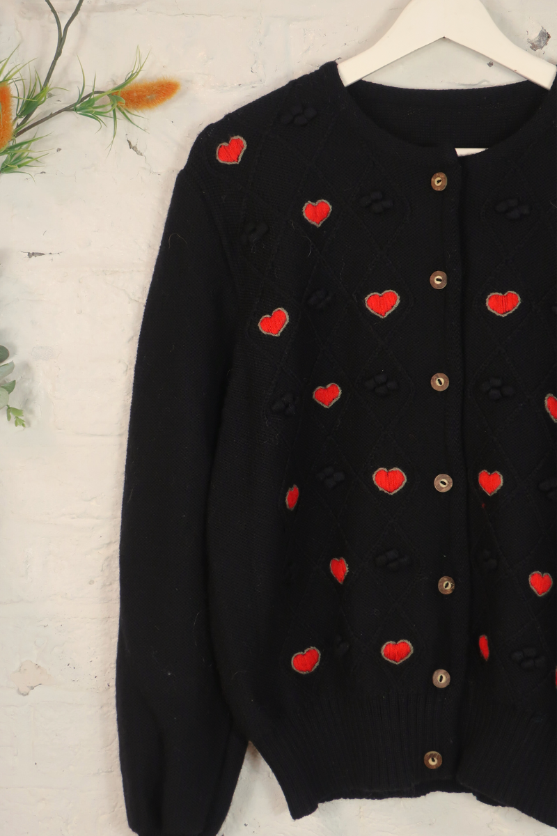Vintage Knit Cardigan - Queen Of Hearts - Size M/L