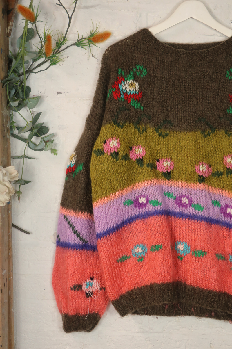 Vintage Knit Jumper - Flower Patch - Size XL