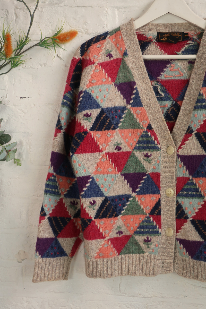Vintage Knit Cardigan - Pastel Stitched Bunting - Size M