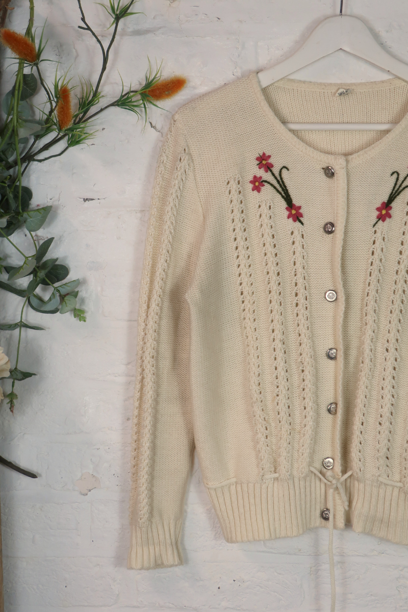 Vintage Knit Cardigan - Pink Daisy Chain - Size S/M