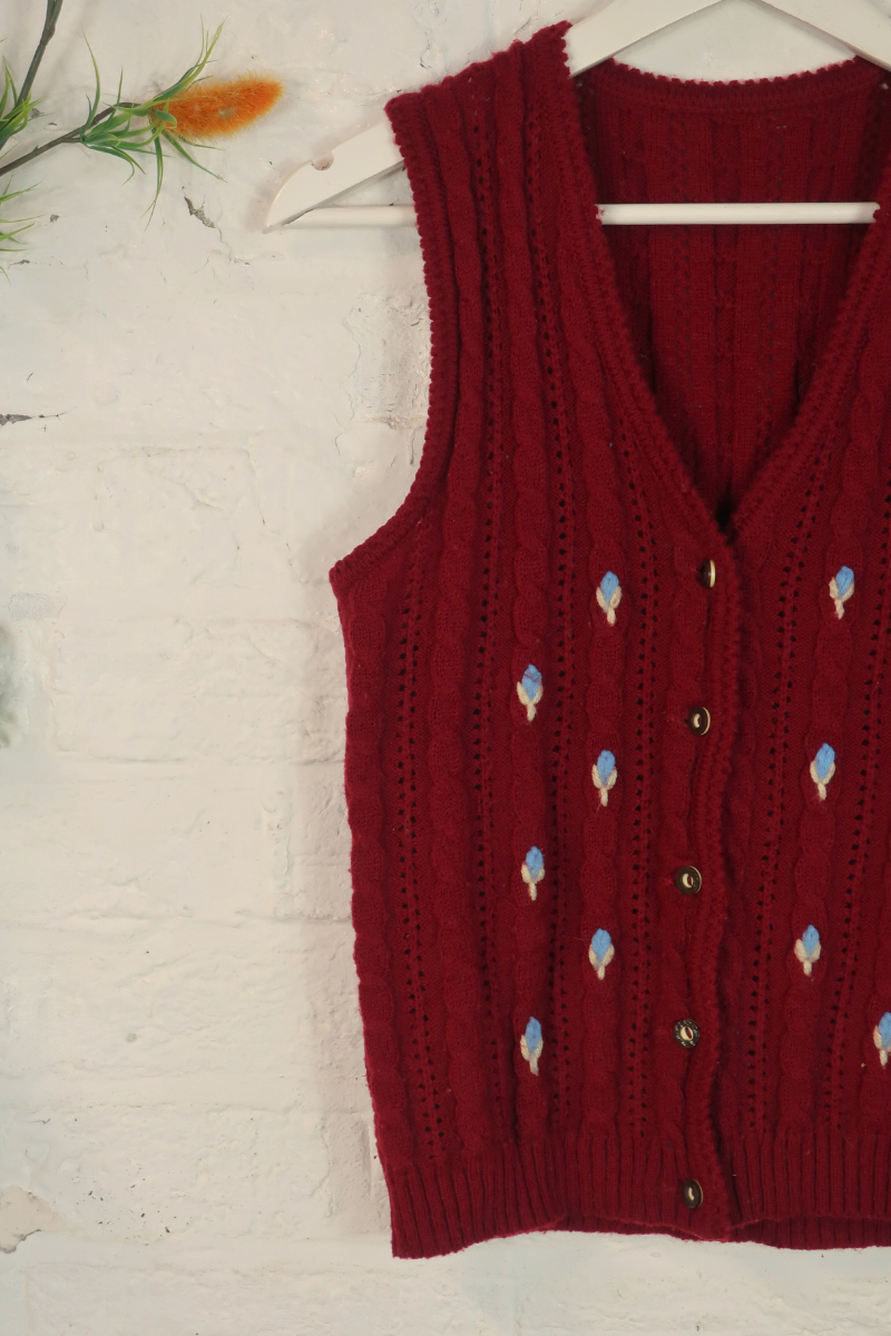 Vintage Knit Waistcoat - Blackberry Cableknit - Size S