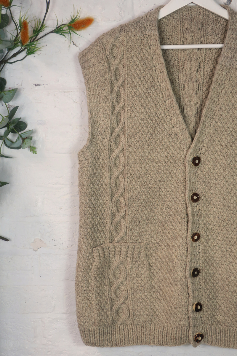 Vintage Knit Waistcoat - Oat Cableknit - Size XXL