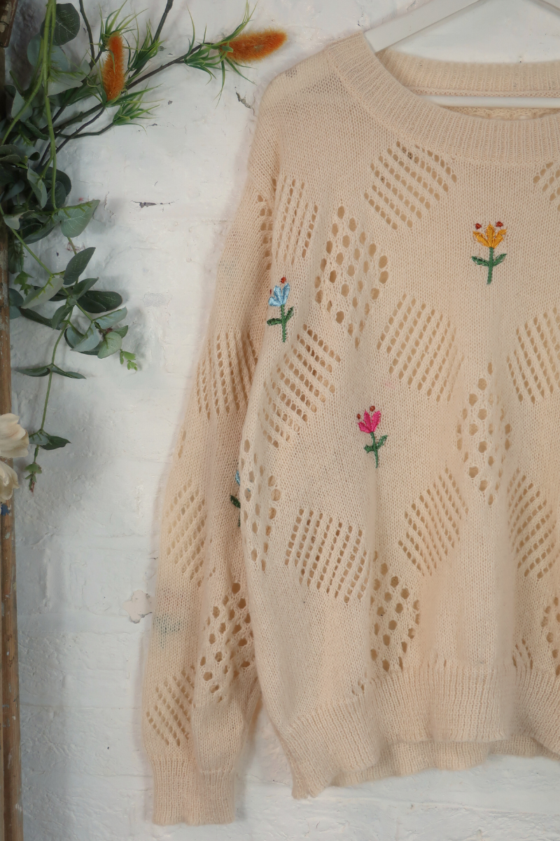 Vintage Knit Jumper - Crochet Tulips - Size XXL