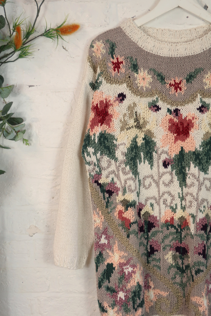 Vintage Knit Jumper - Granny Florals - Size XL