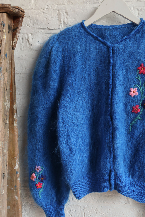 Vintage Knit Cardigan - Blue Posies - Size L