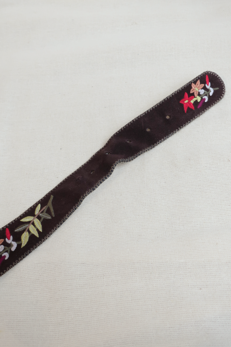 Vintage Belt - Embroidered Flower Garland