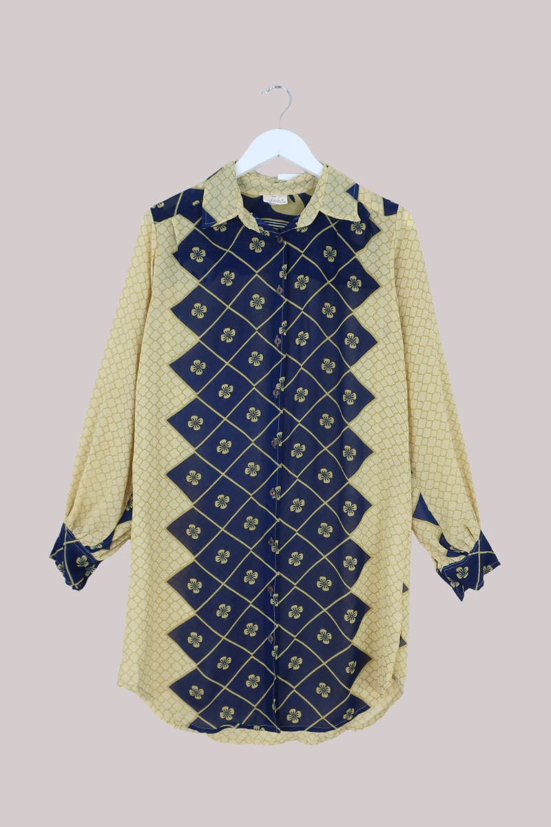 Bonnie Shirt Dress - Indigo & Cream Daisies - Vintage Indian Sari - Free Size M/L