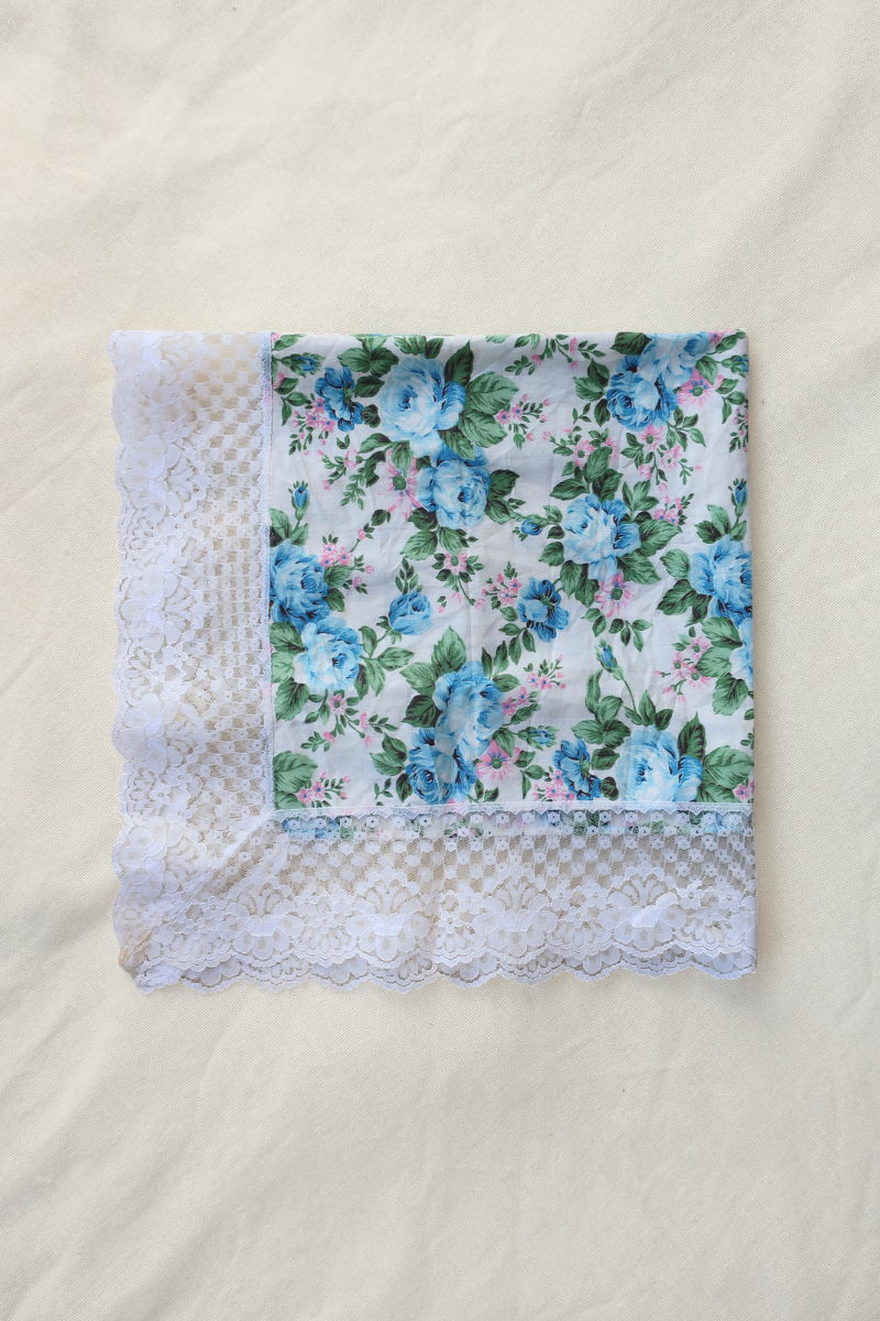 Vintage Lace Scarf in Cottage Blooming Roses