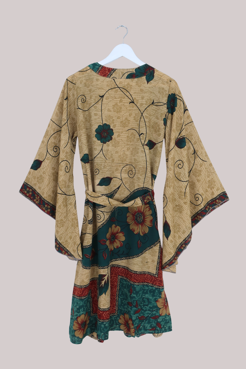 Gemini Kimono in Gold Spiralling Vines - Size M/L
