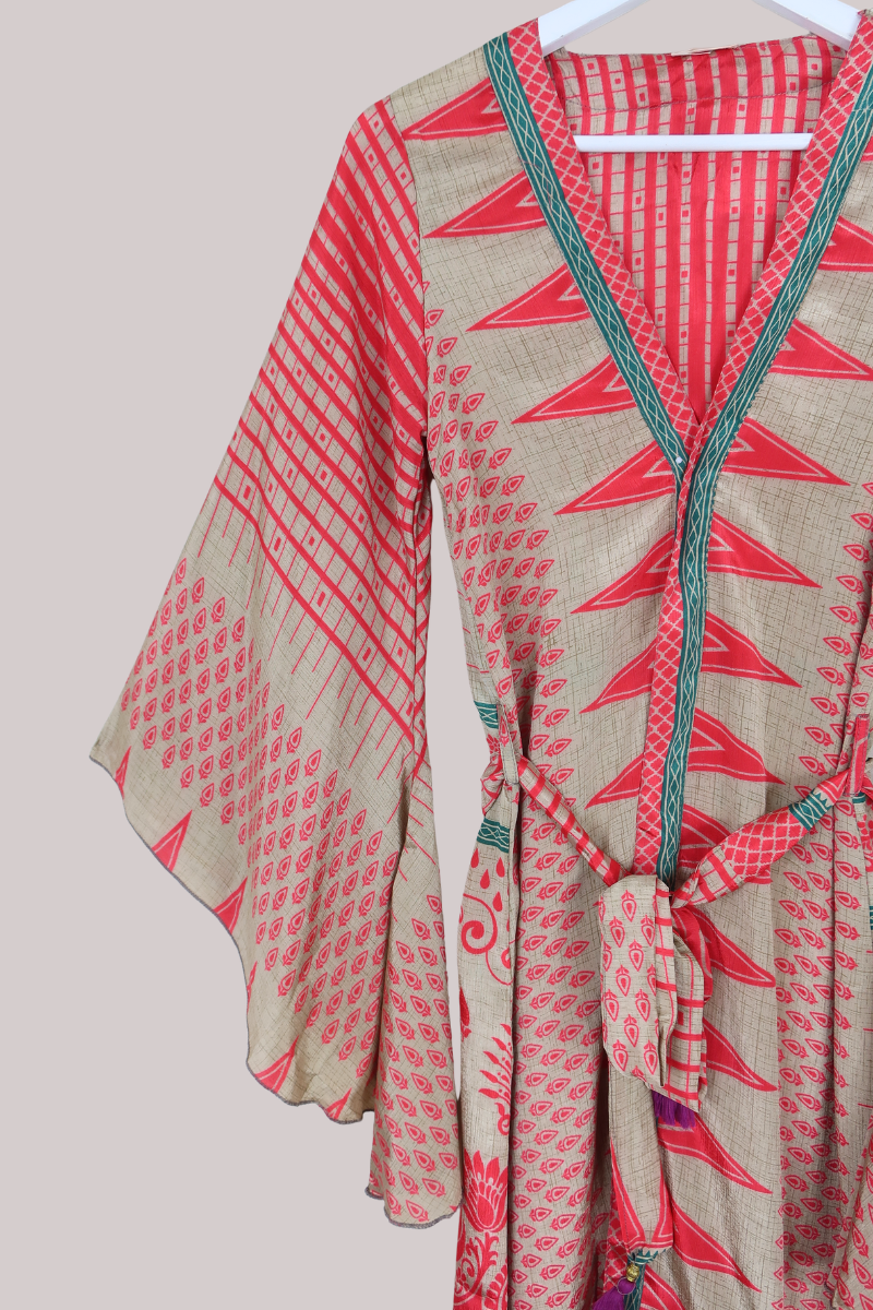 Gemini Kimono in Champagne & Coral Blooming Tapestry - Size M