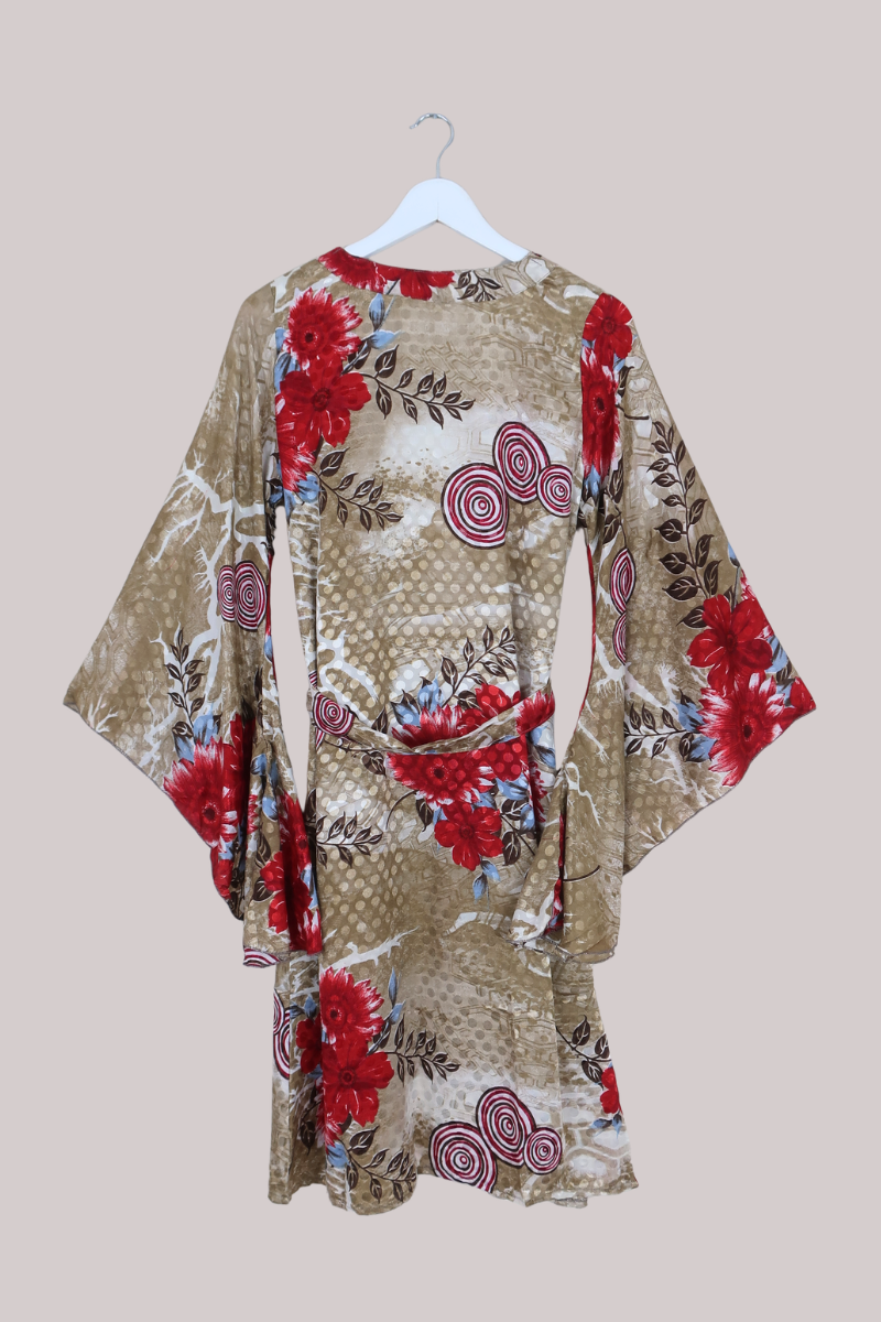 Gemini Kimono in Crimson Flower Field - Size S/M