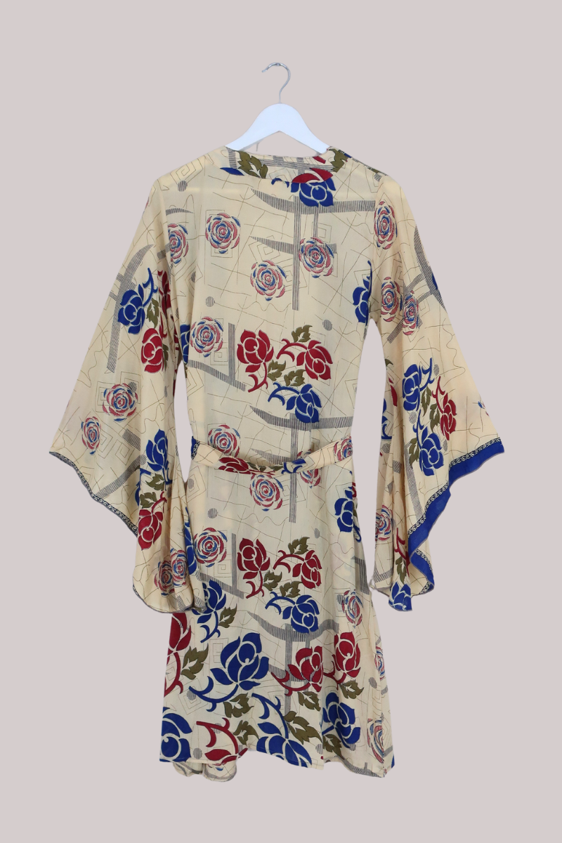 Gemini Kimono in Scarlet & Navy Roses - Size L
