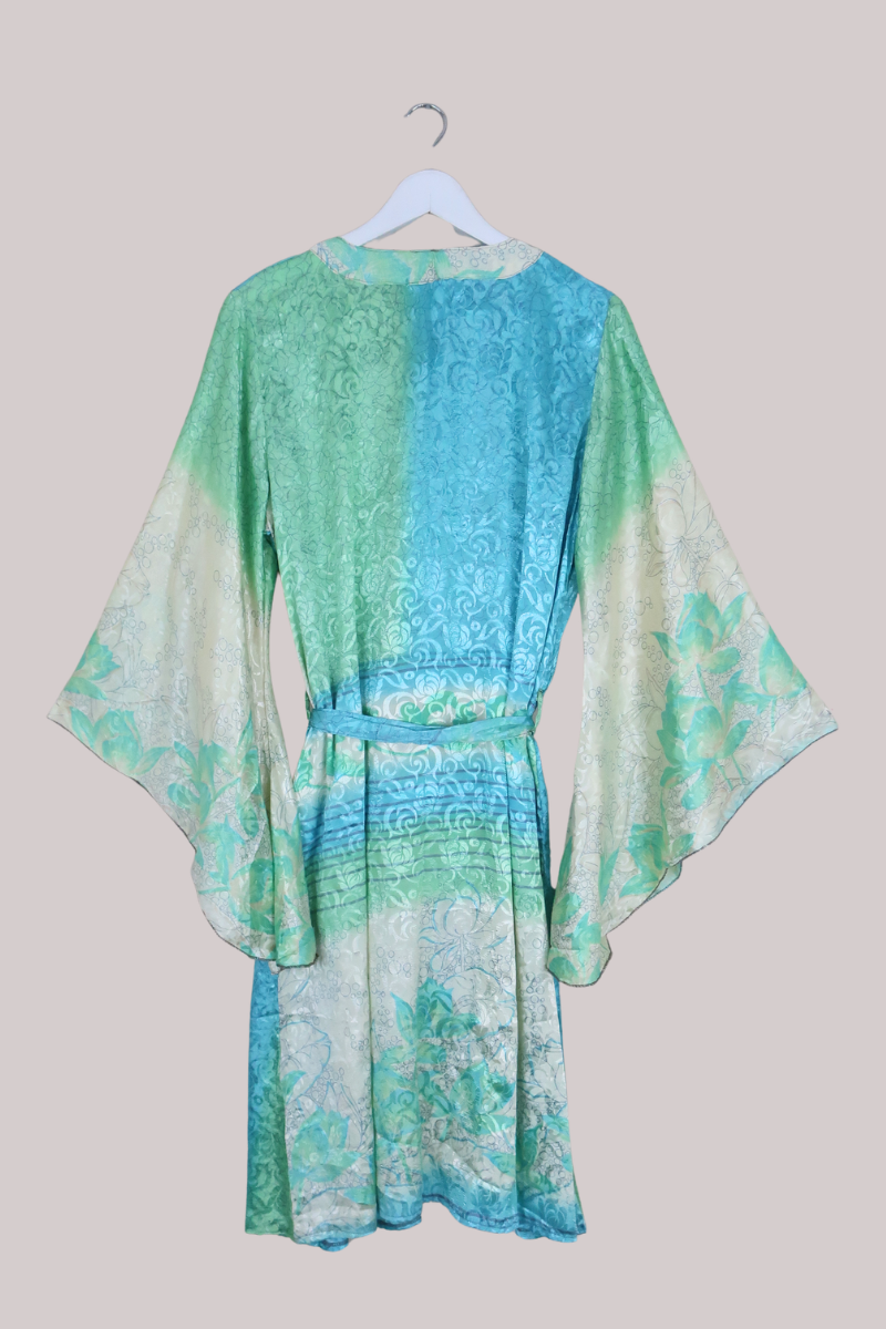 Gemini Kimono in Lilypad Lake - Size L/XL