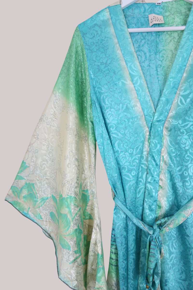 Gemini Kimono in Lilypad Lake - Size L/XL