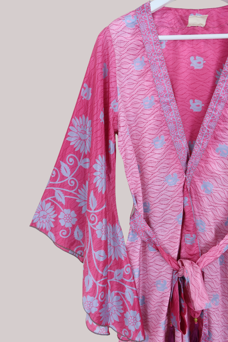 Gemini Kimono in Raspberry Pink Florals - Size M/L