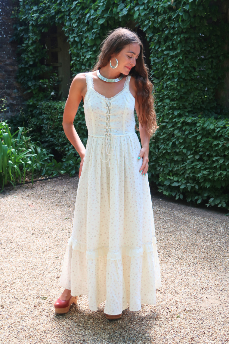 Darcy Maxi Meadow Dress in Rose Trellis Pink