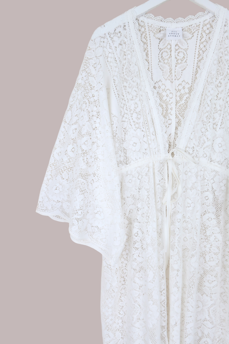Ramona Robe in Chrysanthemum White Lace - Free Size