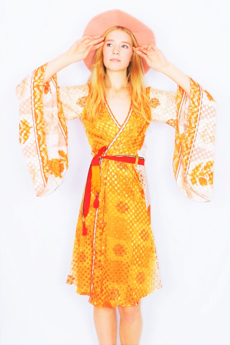 Gemini Kimono - Ivory & Pale Orange Floral Shimmer - Vintage Indian Sari - XS by All About Audrey