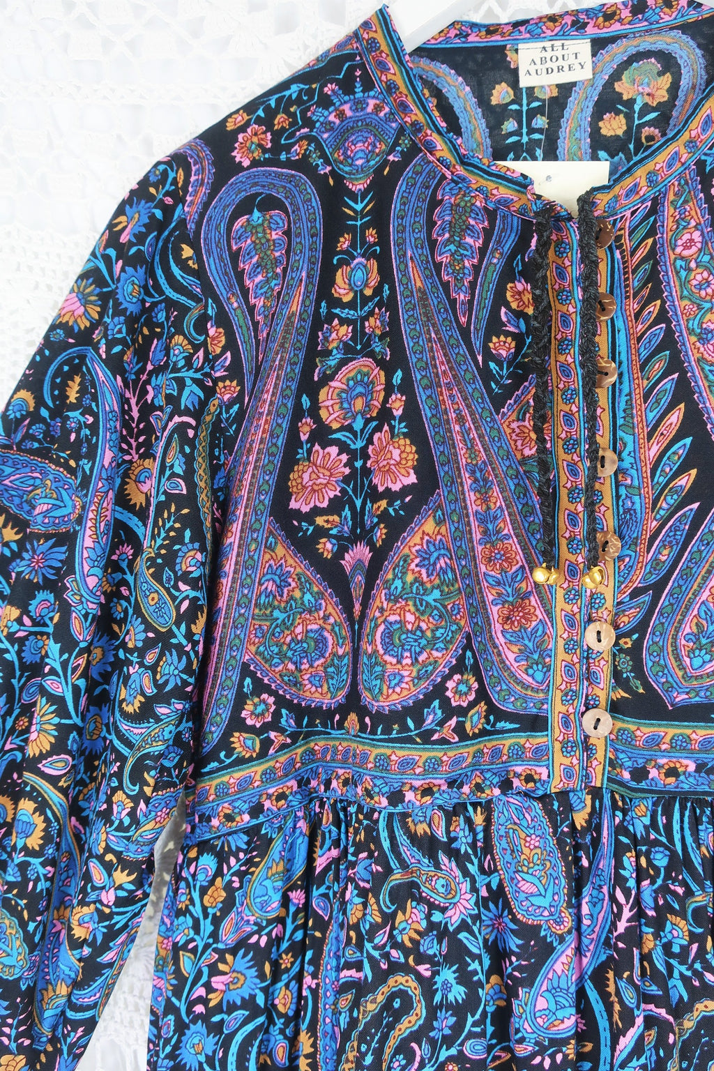 Florence Midi Dress in Midnight Sapphire Paisley Floral