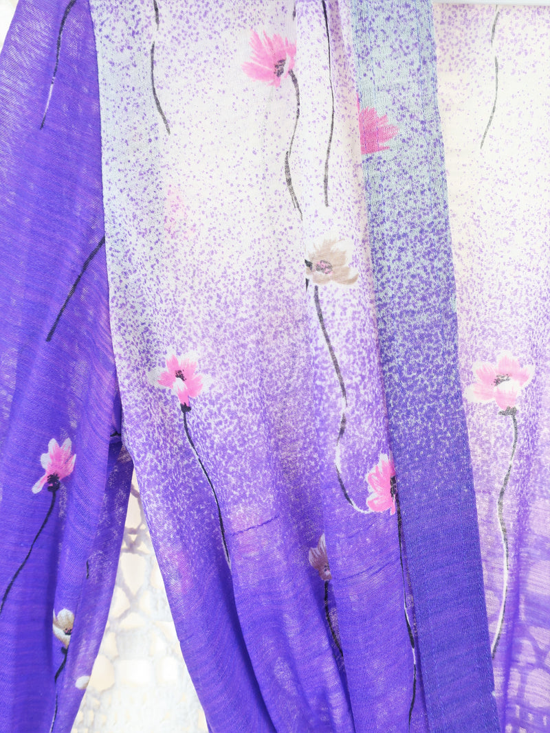 70's Vintage - Deep V Tie Top - Bright Purple & White Floral - Size S/M