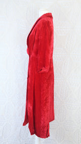SALE 70's Vintage Housecoat - Bright Red Velvet Jacquard - Size XS
