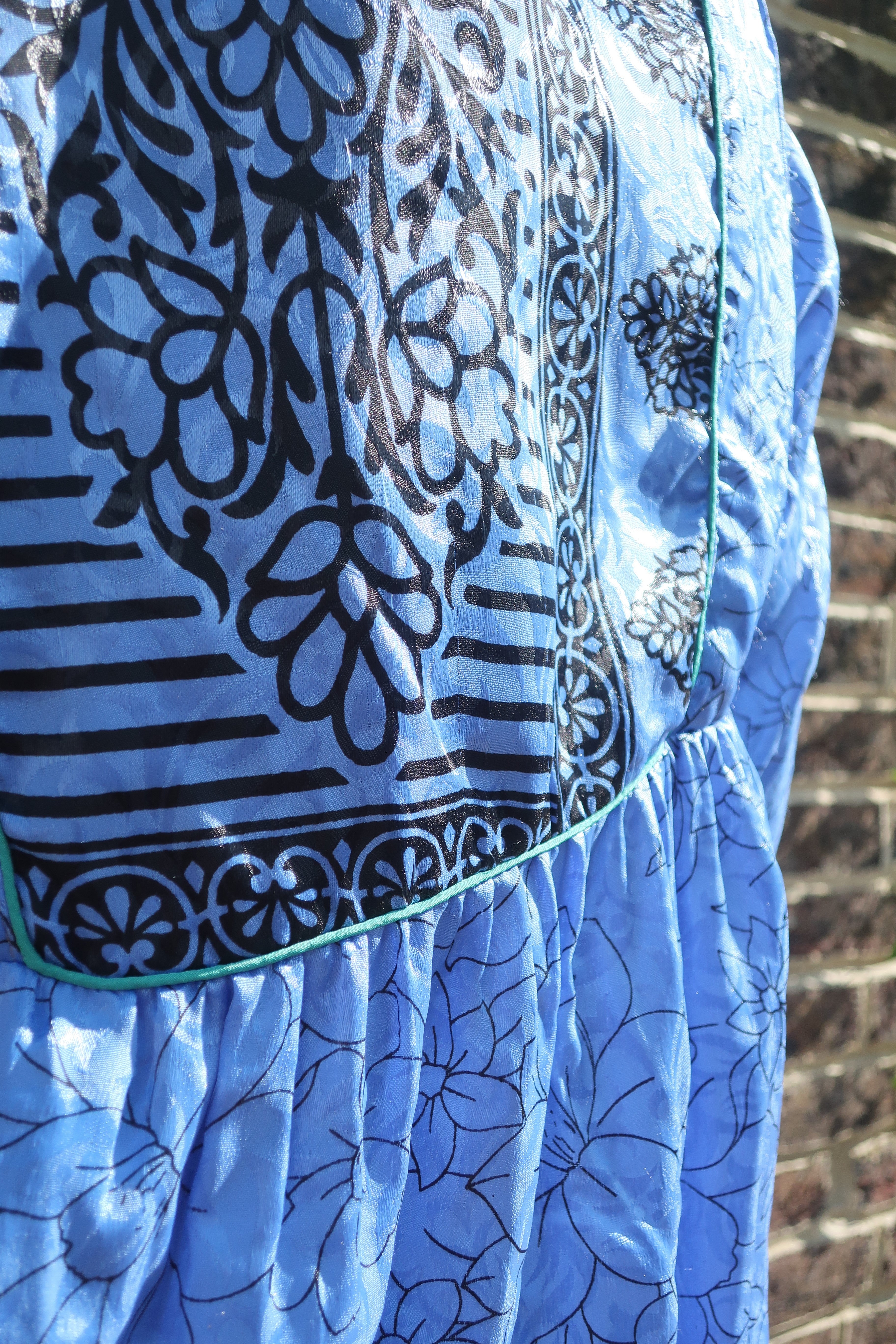 Jude Tunic Top - Vintage Indian Sari - Shimmering Blue Floral (M/L)