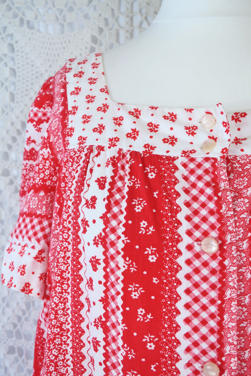 70's Vintage Spring Dress - Bright Red & White Floral - Size L
