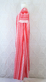 70's Vintage Spring Dress - Bright Red & White Floral - Size L