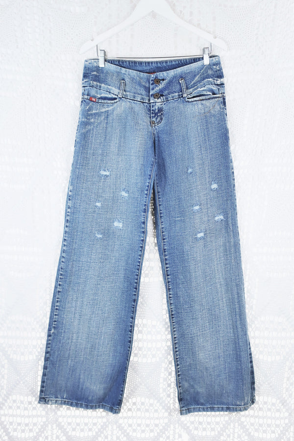 Vintage Straight Leg Jeans - Creased Blue with an Exaggerated Waist - Size M/L