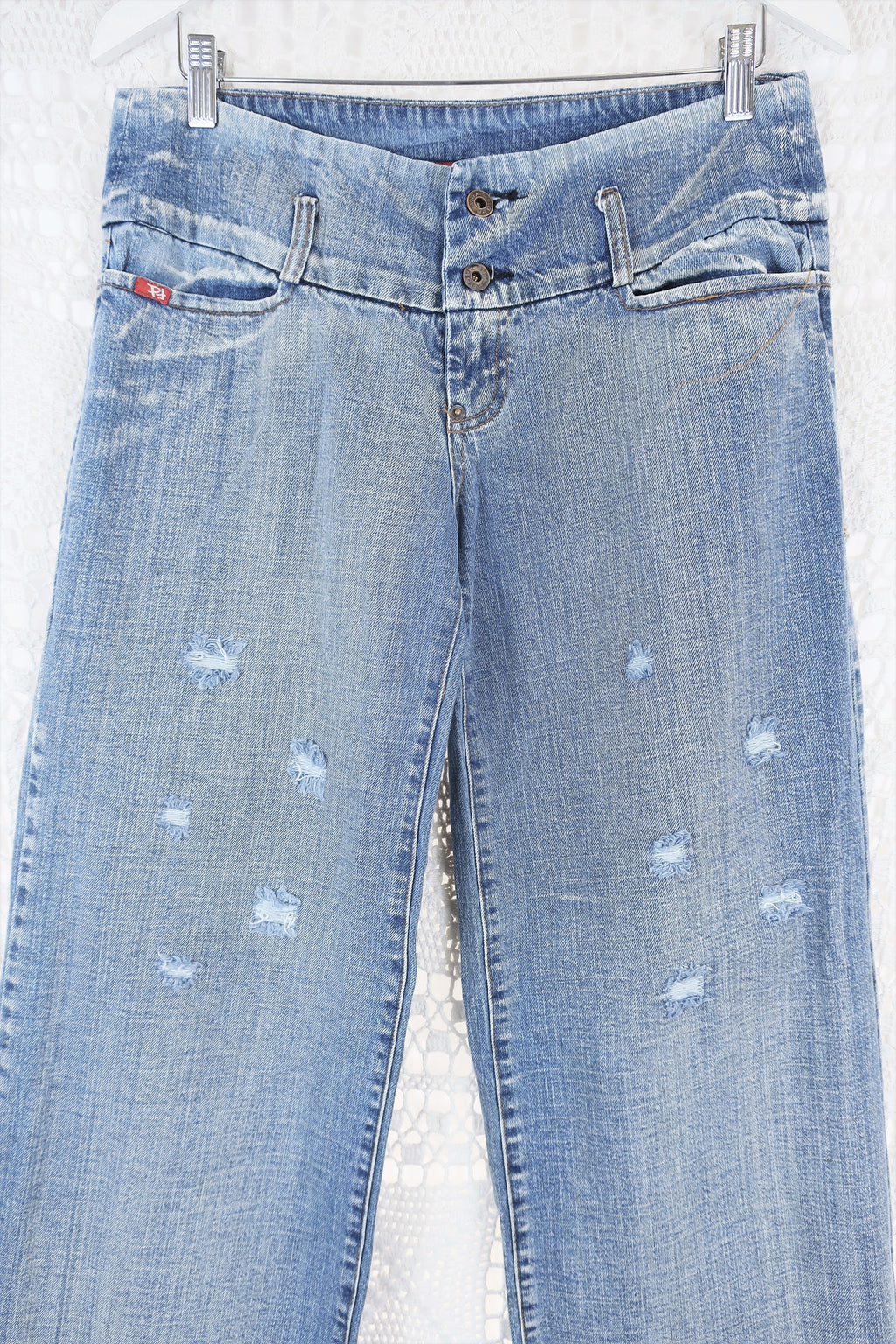 Vintage Straight Leg Jeans - Creased Blue with an Exaggerated Waist - Size M/L