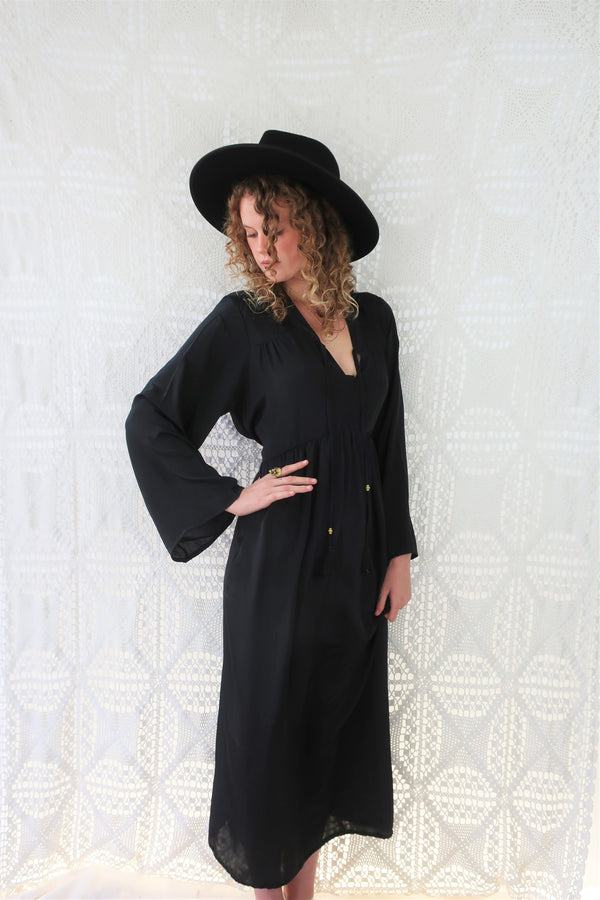 Khroma Gaia Kaftan Dress in Vampy Black - Free Size