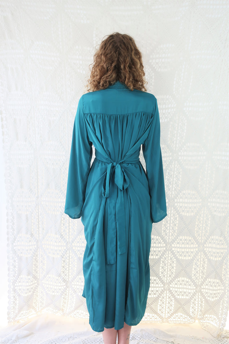 Khroma Gaia Kaftan Dress in Persian Teal - Free Size