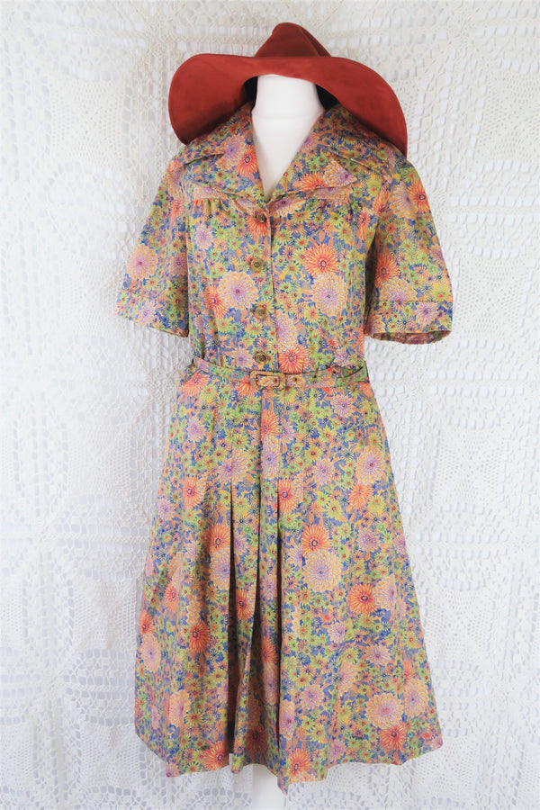 70s Vintage Midi Dress - Peach, Sapphire & Green Chrysanthemums - Size S/M