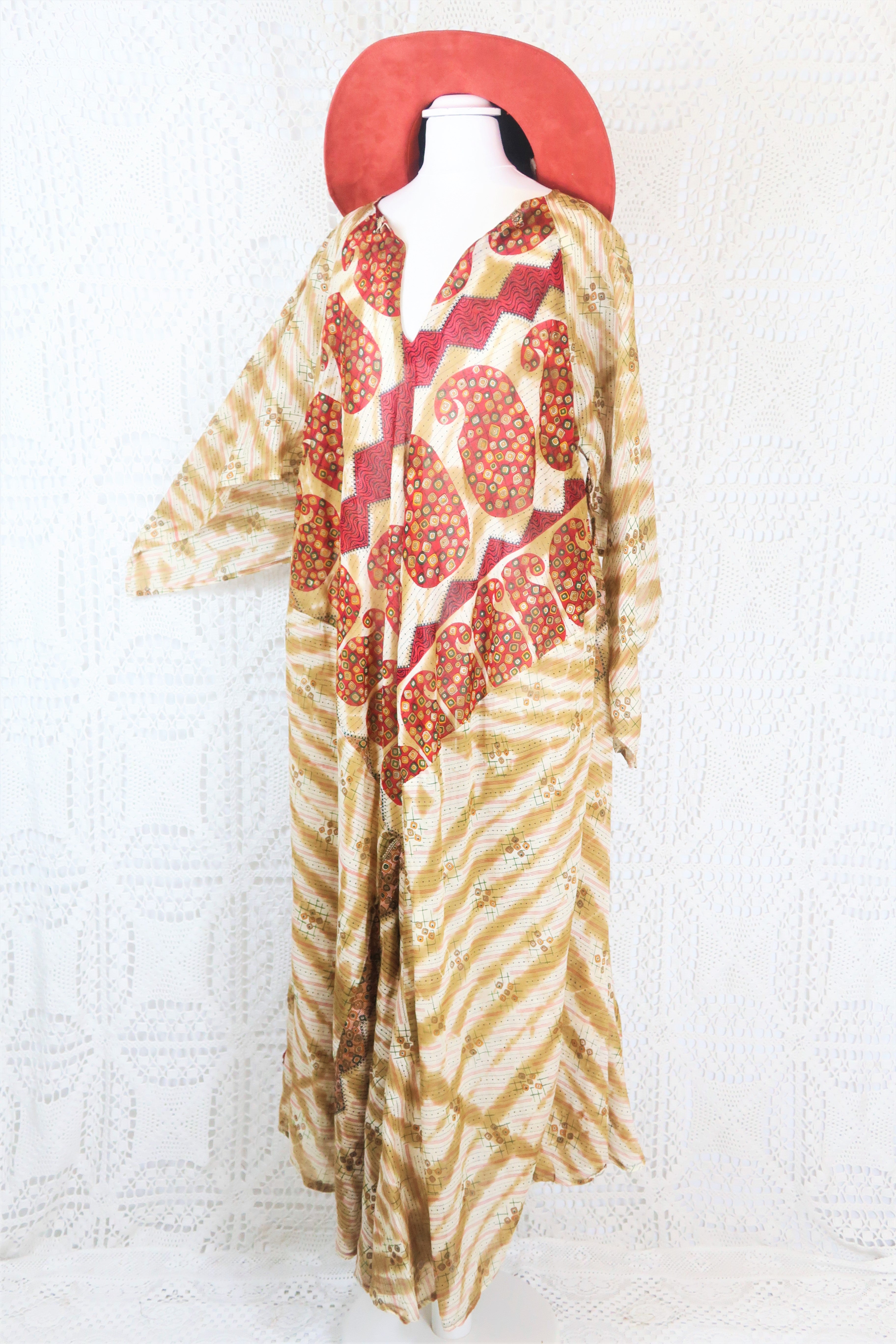 Goddess Dress - Vintage Indian Cotton - Ruby & Beige Paisley - Free Size